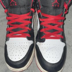 Jordan 1 Mid Gym Red/Black/White – Men’s 7.5