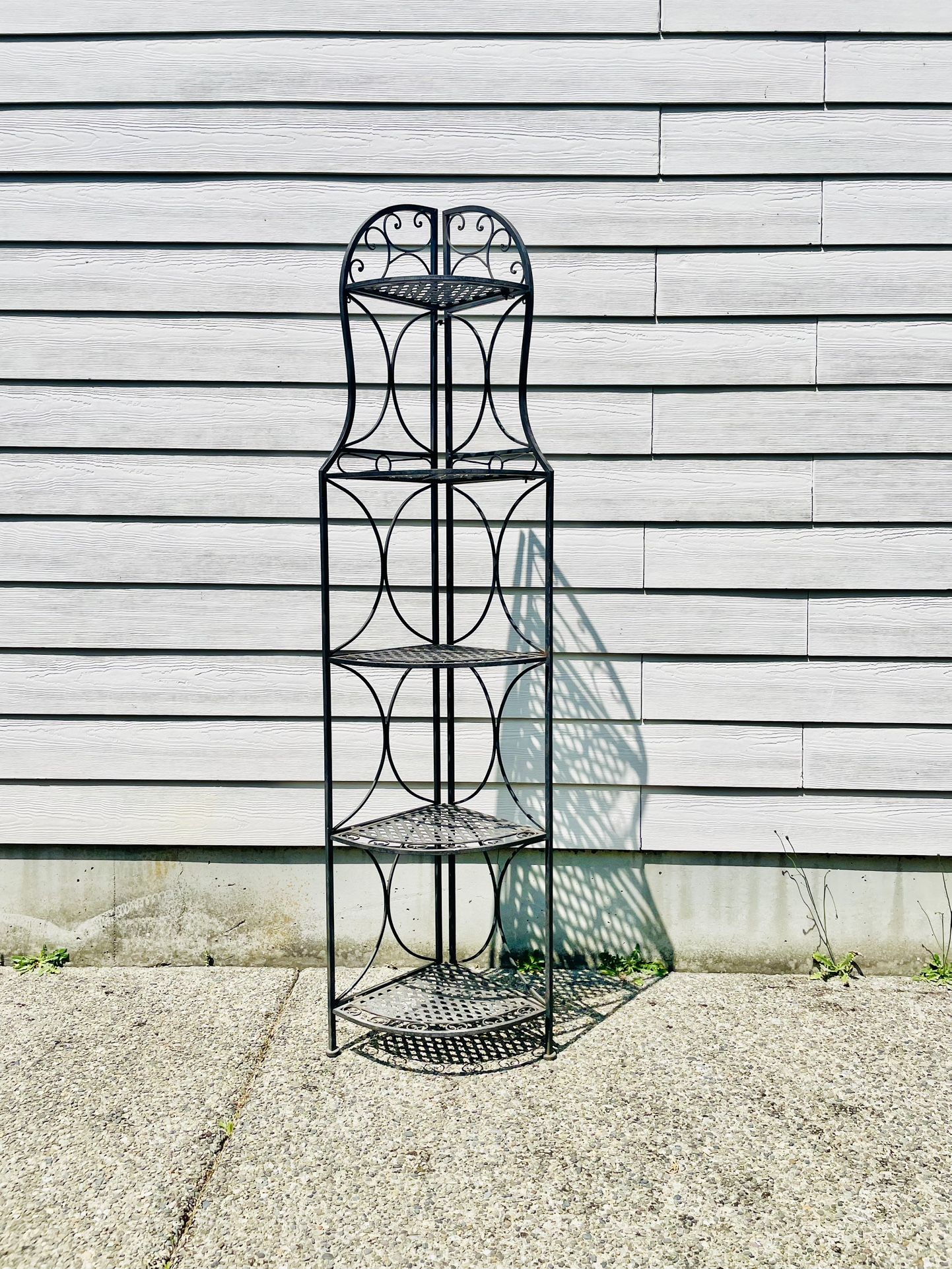 Tall Multipurpose Corner Rack