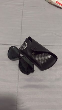 Ray-Ban Black Sunglasses with Case