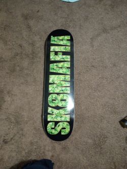 Sk8 Mafia skateboard