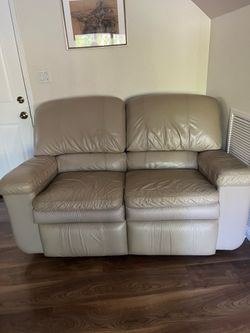 Lazy Boy love seat recliner