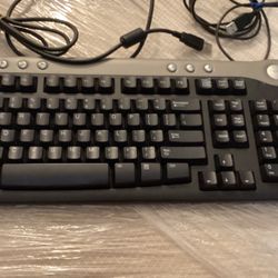 Dell Keyboard With Mouse-USB Wired.  Preowned But Like New