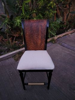 6 stools