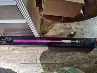 Hasbro Star Wars The Black Series Mace Windu Force FX Lightsaber