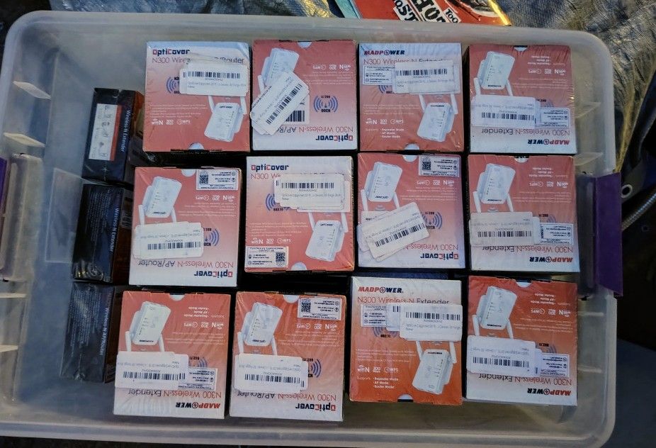 Attention Resellers New In Box Wifi Extenders