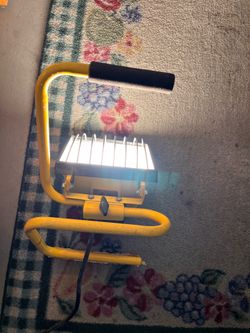 Clarke Construction lamp