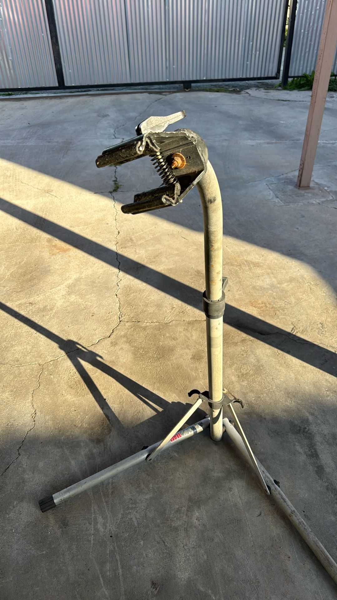 Bicycle Repair Stand 