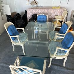 Hamburger And Solid Wood Chair Danning Table Glass Table