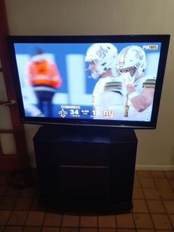 50" Panasonic plasma/led TV with stand