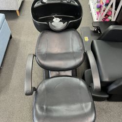 In Box!! Shampoo Chair with ABS Bowl (plastic), gel neck rest, Black, Faux leather, Weight Capacity 450 Ibs, Product weight: 62 Ibs (small Detail)