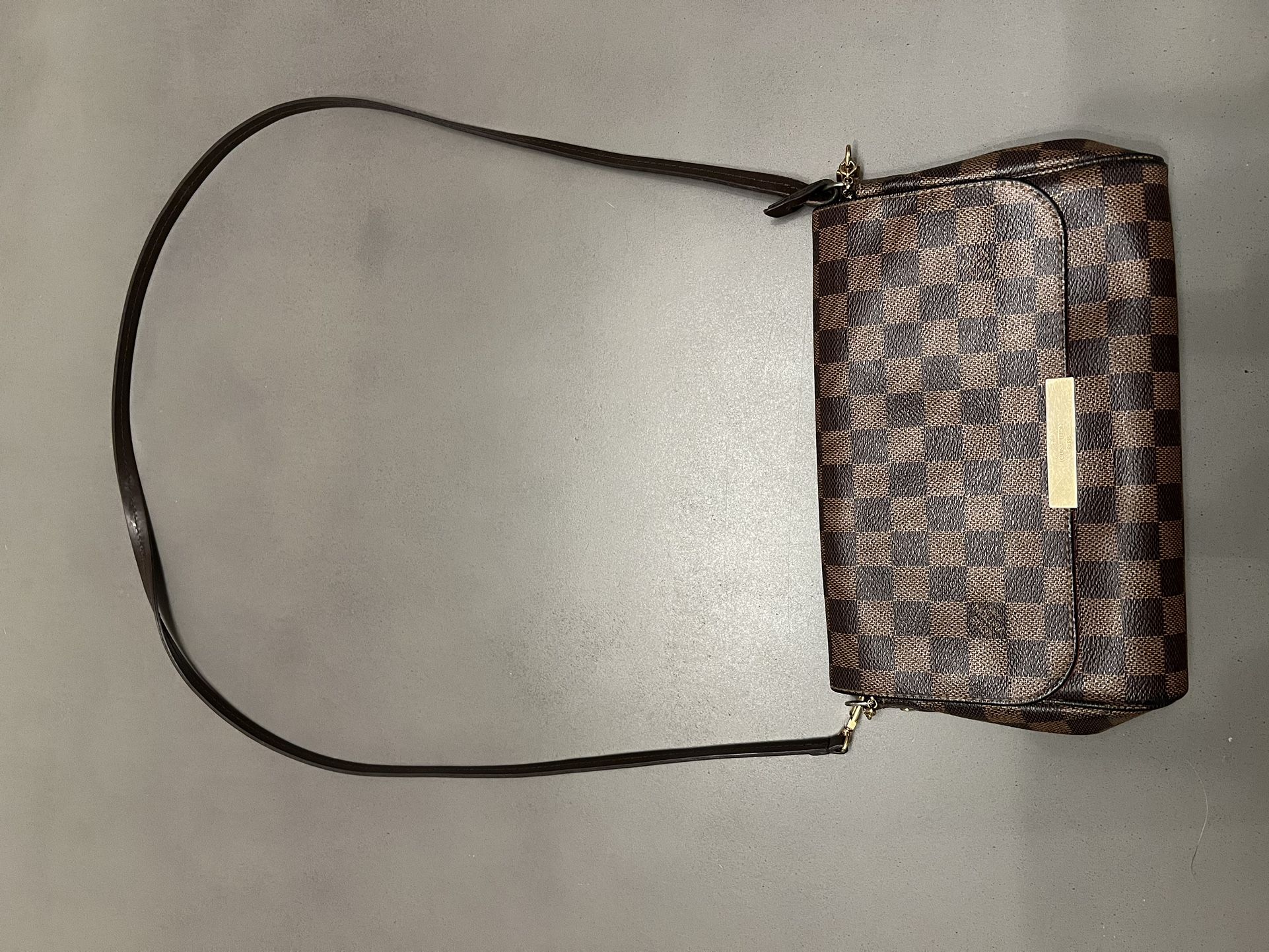 Louis Vuitton Favorite PM