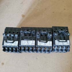 Siemens Q23030CT (4) 30-Amp Double Pole Two 30-Amp Single Pole Circuit Breaker