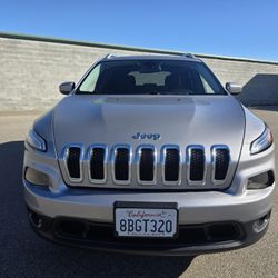 2018 jeep Cherokee 