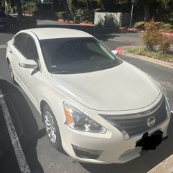 Nissan Altima S 2015 - 70K Miles