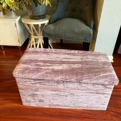 storage ottoman like new