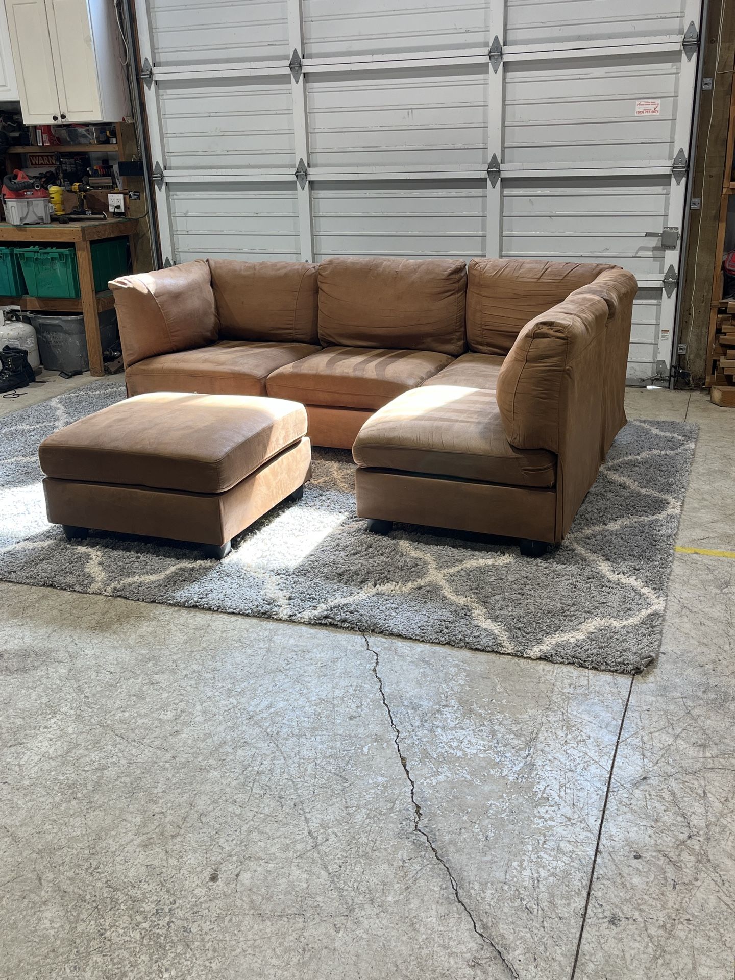 Brown Sectional Couch with Ottoman – Washable Cushions