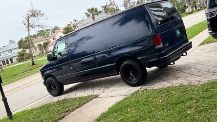 2004 Ford E-150