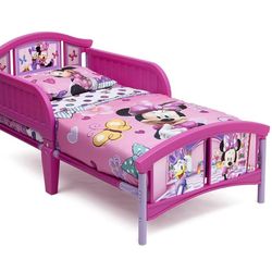 Bed Girl