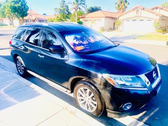 NICE SIZE 7 PASSENGERS FAMILY SUV NISSAN PATHFINDER
