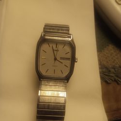 Vintage Timex  Watch In Good Condition  Needs Battery   Works 