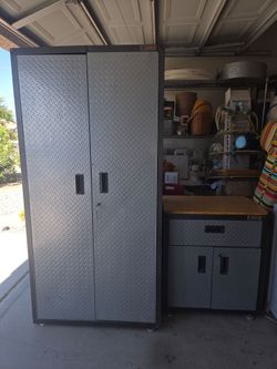 Gladiator Garage Storage Cabinet and Workbench