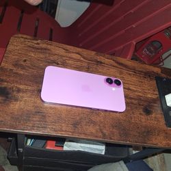 IPhone 16plus 265g  Att&t 4.7⭐️⭐️⭐️⭐️