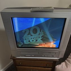 Memorex VHS DVD Combo TV Works Great Plus Movies, Case, Rewinder 
