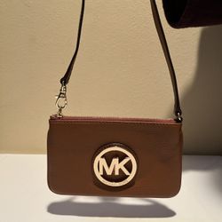Michael Kors Fulton Brown Pebbled Leather Wristlet 