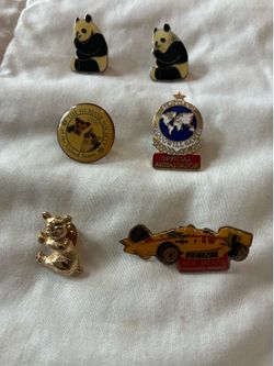 Collectible pins mixture