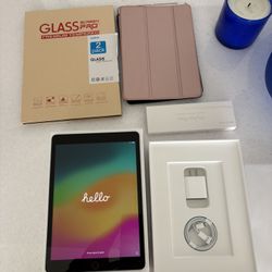 iPad 9th Generation Like New 64gb With Box And Everything Original Apple 