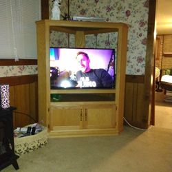 **Free**Solid Wood Entertainment Center