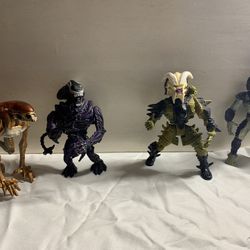 Alien and predator, action figures