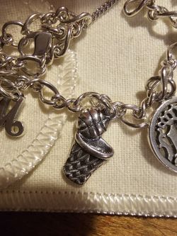 James Avery 3 Diges