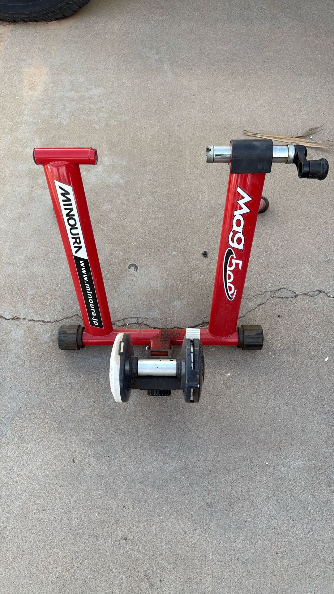 Mag 500 Bicycle Stationary Trainer