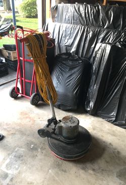 Máquinas de limpiar pisos