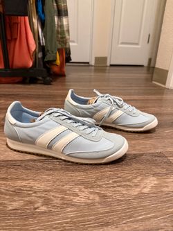 Madden Girl Jumper Sneaker Womens 9 Light Blue Tennis Shoes Lo Pro Retro Stripe