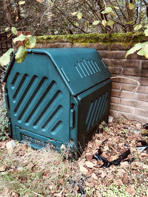 Heavy Duty Large Capacity Rubbermaid Composter 18cu feet