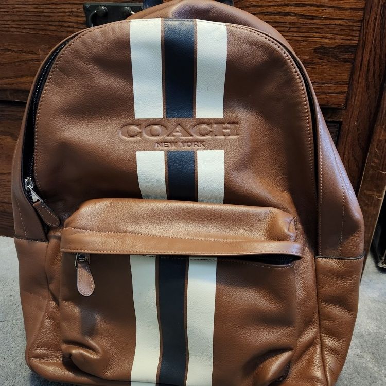 coach backpack men brown Men's Gotham Maple One Size : Clothing, Shoes & Jewelry an inside zip pocket for secure storage Coach Taupe Leather Backpack Coach