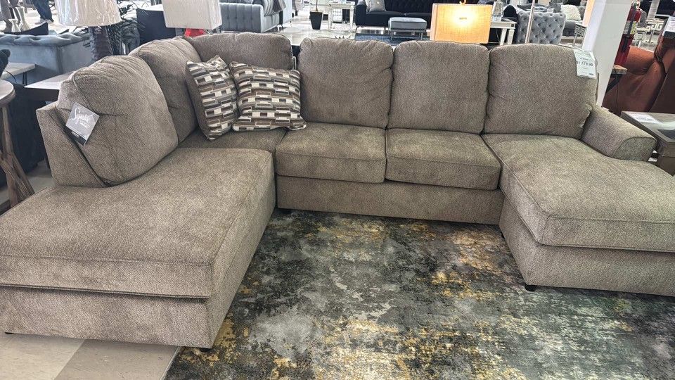 [OM] 🟪 Only $45 initial then take it home 🏡 Brand New O'phannon Sectional With Chaise 