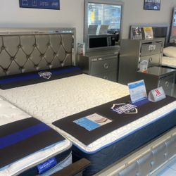 🇺🇸🇺🇸MEMORIAL DAY SALE NOW! Furniture Distribution Center-ST PETE!    HUGE PRE TAX SALE SAME DAY DELIVERY!⛷️  WHOLE HOME UNDER $2500!!!  RECLINING 