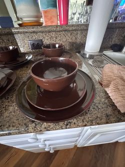 Gibson Home Brown Stoneware 12 Piece Dinnerware Set