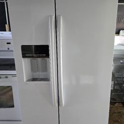 WHIRLPOOL REFRIGERATOR 