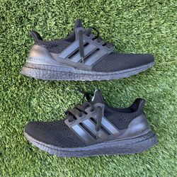 Adidas Ultraboost 5.0 DNA Triple Black Size 11W (9.5 Men)