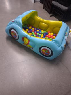 Ball pit