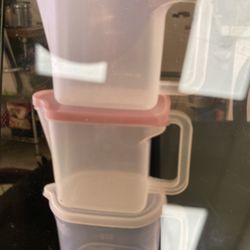 Kitchen Items 