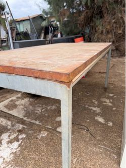 Metal table