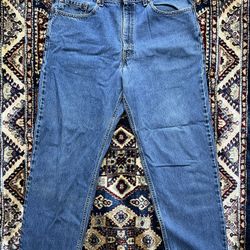 Vintage 550 Levi’s Size 36”x30” Y2K