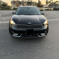 2019 KIA NIRO PLUG-IN HYBRID EX PREMIUM