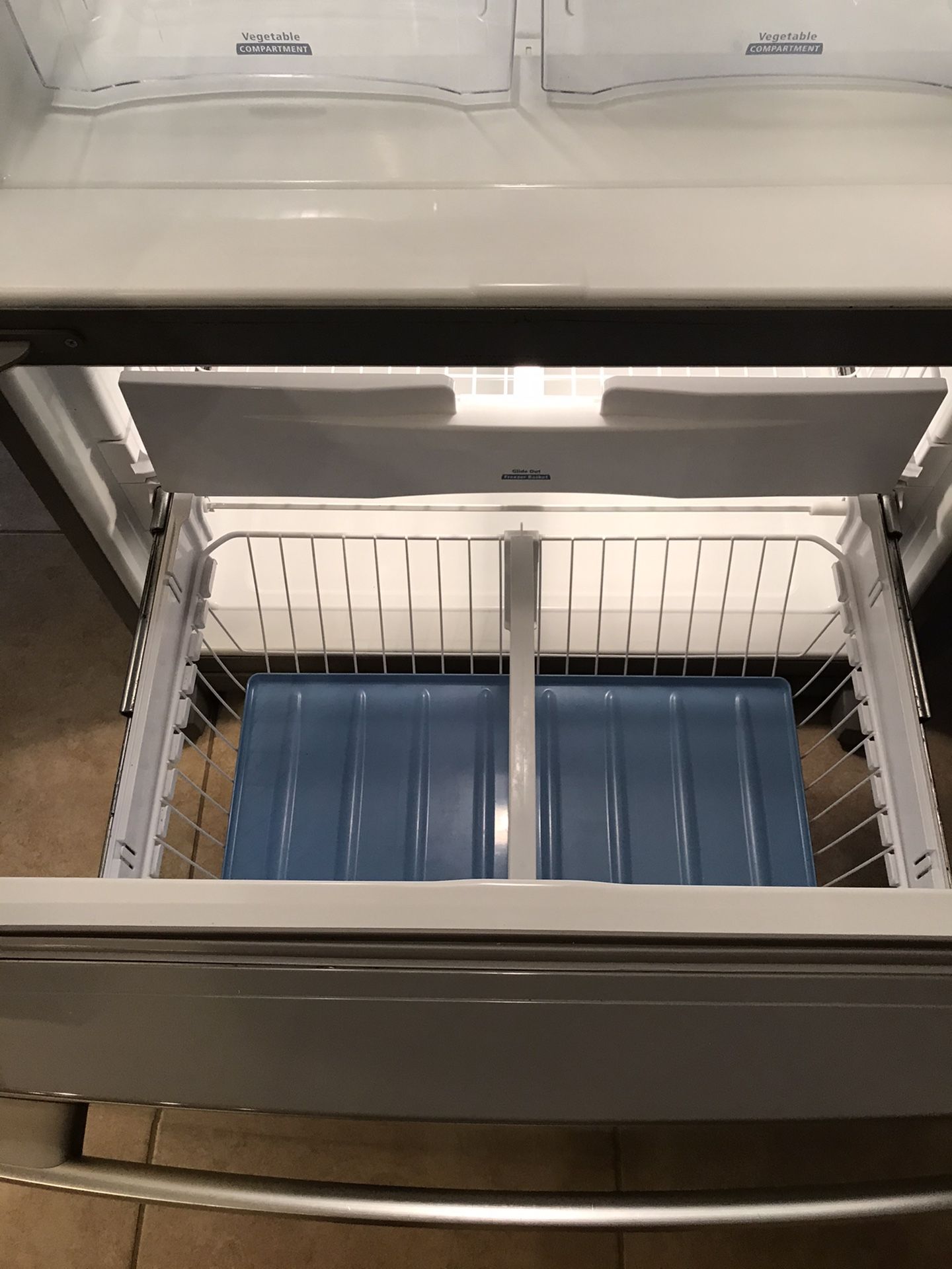 Whirlpool Gold French Door Refrigerator for Sale in Riverview, FL OfferUp