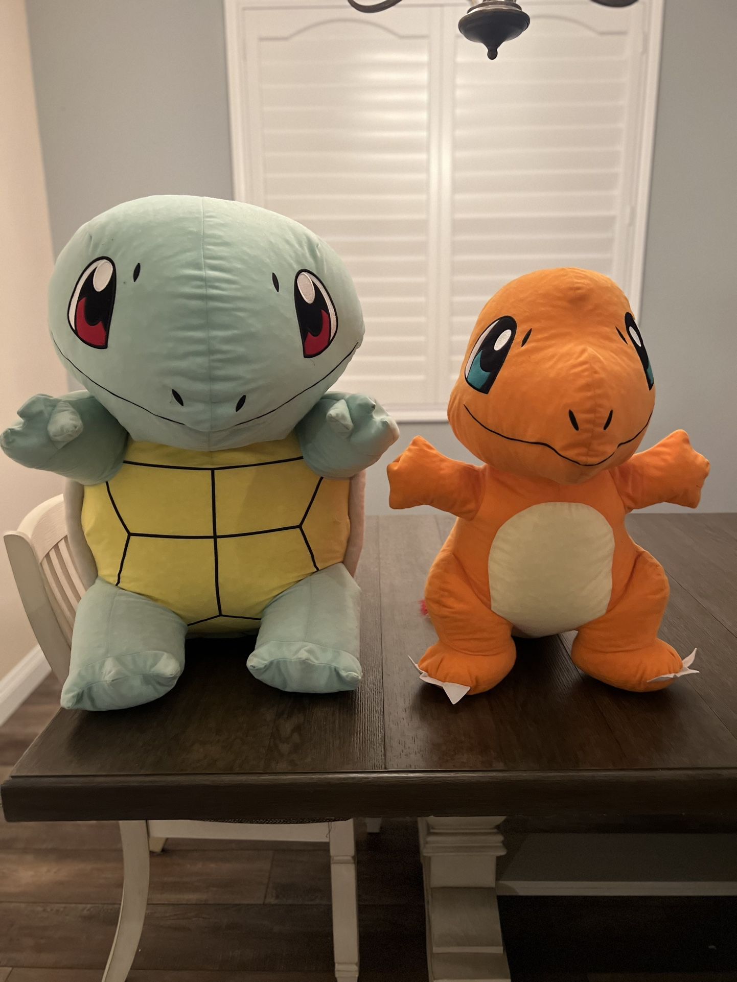 Pokémon Giant Plushies 